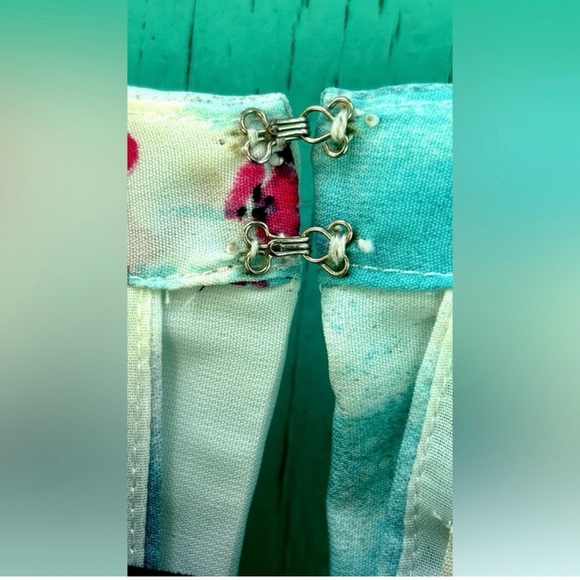 Watercolor A-Line Dress Women's
Size Large by Mustard Seed - Picture 5 of 9